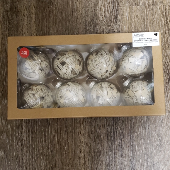 Book Ornaments Set of 8 Dictionary Christmas Decor - Picture 2 of 3